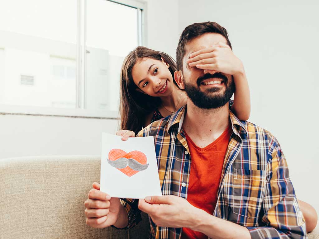 Cuándo es el día del padre y por qué debes aprovecharlo para vender más